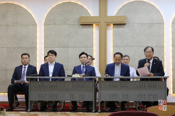 서울동남노회 비대위는 12일 한국기독교회관에서 총회재판국 재심 확정판결에 대해 입장을 밝혔다. 이경준 인턴기자